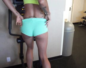 JennyJinx pov trainer seduction gym bj online on sex cam