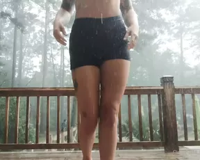 SpittDaddy i\'d say i\'m wet for you but it\'s really just the rain chaturbate LIVE PORNO CAM