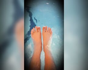 Elicia Solis elicia_solis-25-01-2017-93870-feet dripping wet video footworship footfetish free live porn