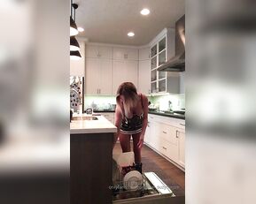 original_suzyflooze housemaid. part 1- pa free live porn
