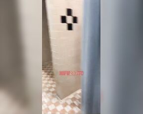Maddison Grey public toilet pussy fingering snapchat premium live porn