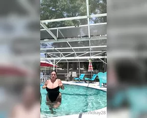 ktkay28 who would wanna see this in slow motion live porn