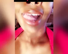 goddessloonah my lips are magical you re hypnotised by their fulln live porn