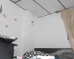 Pretty latin milf brunette girlfriend get licking her pussy then fuck missionary