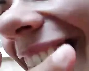 Girls do pussy licking