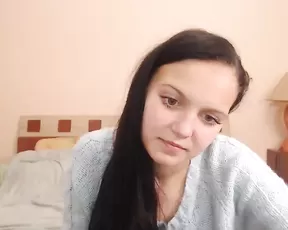 Lusty girlfriend makes her man cum all over her face