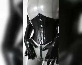latexx lara 017 live porn