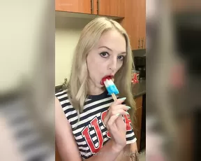 lilylarimar also this happened.. i onlyfans Live Porn