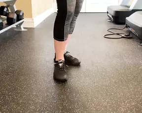 itsmacycartel celebrating footfetishfriday with this special foot video. personal trainer macy knows how sex live