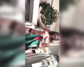 Dani Daniels break time for masturbation snapchat premium porn videos