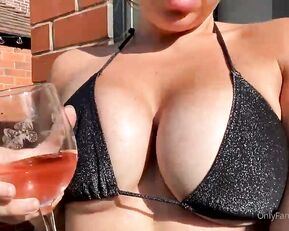 bethanyjade_ just having some fun in the sun what you doing xxx onlyfans porn videos