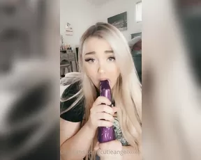 cutieangelxoxo can you tell i m a little tease sometimes can you show chat liveporn livesex