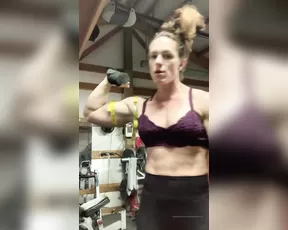 Musclemama1113 swole_sf_muscle_pump_today chat show liveporn