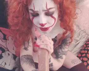 Slutty_Spice float for me bb pennywise blowjob show premium liveporn livesex1