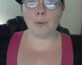 camgirlkitten smoking blunt inside chillum show premium manyvids liveporn livesex