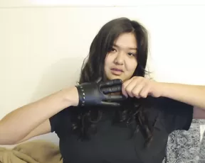 deesdeepthroat trying on new gloves 2 show premium liveporn livesex