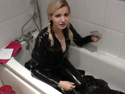 Bad Dolly the sploshing quiz savoury messy wam show premium liveporn livesex