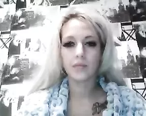 Cute webcam princess showing off