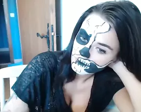 Hottie films for me how she masturbates