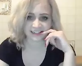 Dark haired babe licking up her lover before fucking