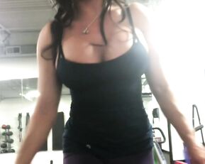 sweet_sherri_pie topless working out public gym show premium free liveporn livesex1