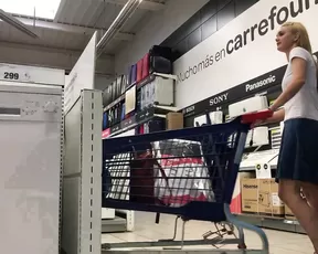 IviRoses pantsing 12 fall on supermarket floor show premium liveporn livesex1
