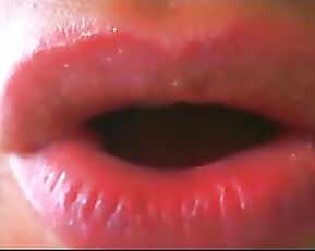 abusivepinup sparkle lips smoking pov lipstick fetish show free manyvids liveporn video