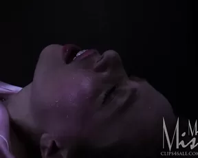 missax glowing show liveporn video