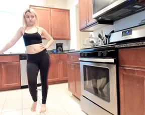 KalliyaRose blackmailed by stepson show premium liveporn livesex1