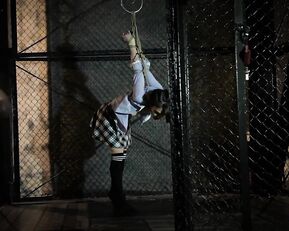 noyuno strappado suspension in the cage show liveporn video