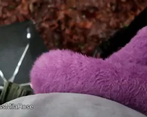 MissMilaRose fuzzy sweater hand job rain edition show premium liveporn livesex1