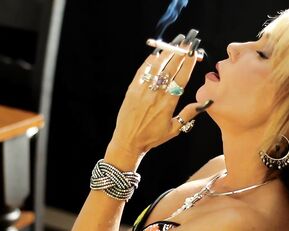 Eroticnikki smoking up show free manyvids liveporn video