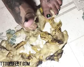 Tanksfeet goes bananas crush trample premium free manyvids liveporn livesex1