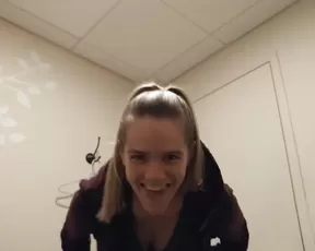 Candiecane stop 285 post massage toilet pee show premium manyvids liveporn livesex1