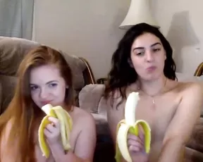 Emmalynncums Chaturbate live liveporn video