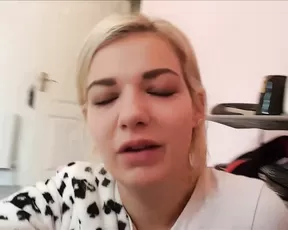 Bad Dolly farts galore 5th compilation show premium liveporn livesex