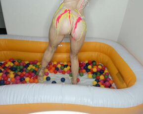 Noelleeastonxxx wet messy blow up pool ball pit fun & dirty talking free manyvids liveporn video