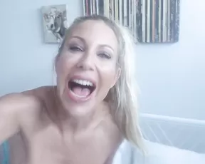Puma Swede chat Weekend greetings show liveporn livesex1
