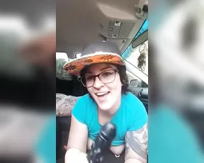 Tinytonitv sloppy car blowjob free show livesex