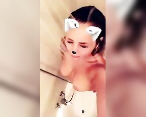Candy Alexa live washes in the shower premium free cam snapchat & manyvids liveporn livesex1