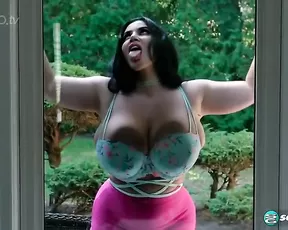 KORINA KOVA bounce house