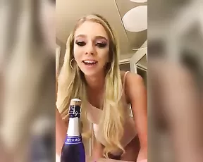 Tiffany Watson opens the champagne premium free cam snapchat & manyvids liveporn livesex