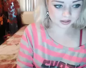 Big tits are jiggling around