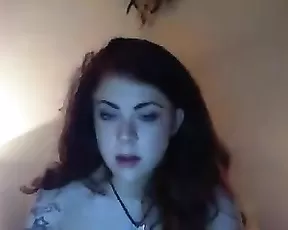 A social worker female suck the cock of a jail inmate in her office,!holy fuck!