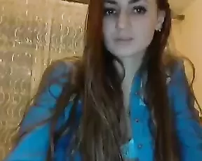 Pretty brunette milf make awezone webcam fun my friends,enjoy