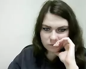 A slim teen brunette demonstrates her sucking ablilities