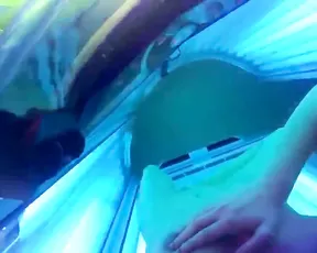 Sabrisse live in the tanning bed premium free cam snapchat & manyvids liveporn livesex1