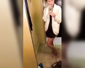 Alexis Adams shows ass premium free cam snapchat & manyvids liveporn livesex1