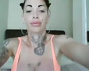 Nellie_1990 toy pussy fucking MFC nude camgirls