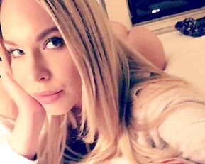 Olivia Austin twirls her bare ass premium free cam snapchat & manyvids porn livesex
